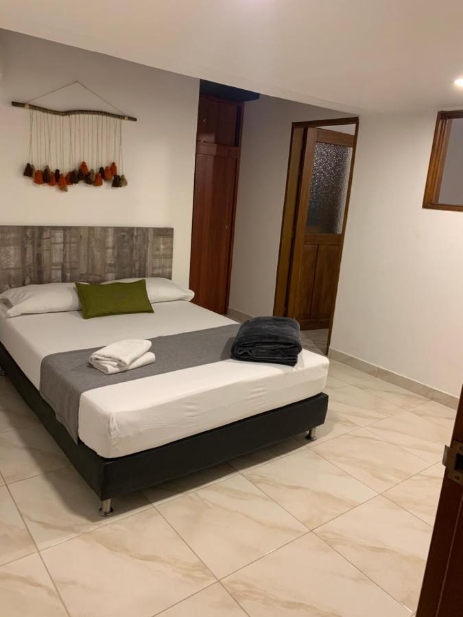 Hotel Porton Colonial Medellin Exterior photo