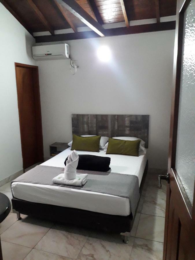 Hotel Porton Colonial Medellin Exterior photo